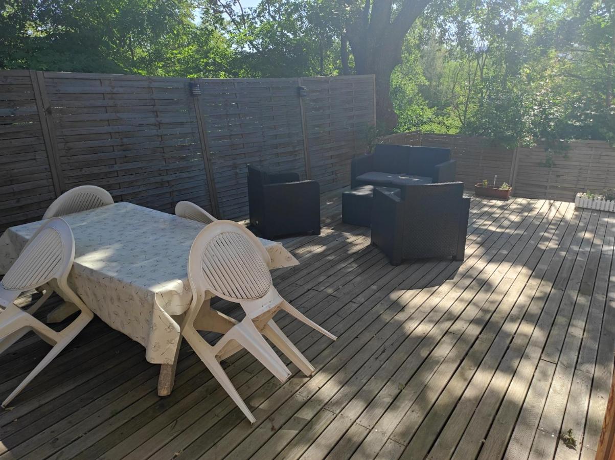 REZ DE CH avec terrasse et parking Appartement 2 ch à Lurs Exterior foto