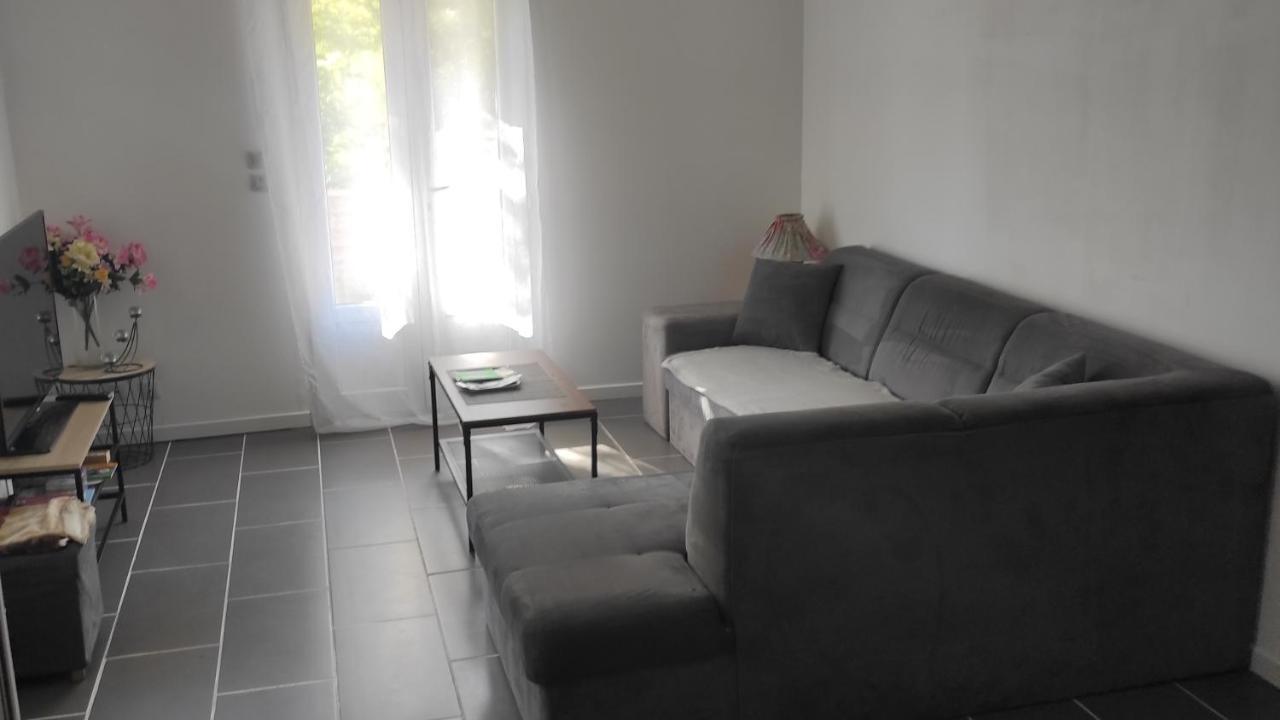 REZ DE CH avec terrasse et parking Appartement 2 ch à Lurs Exterior foto